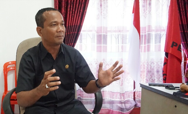 Natalis, Wakil DPRD Lamteng, Ketua DPC PDIP Lampubg Tengah