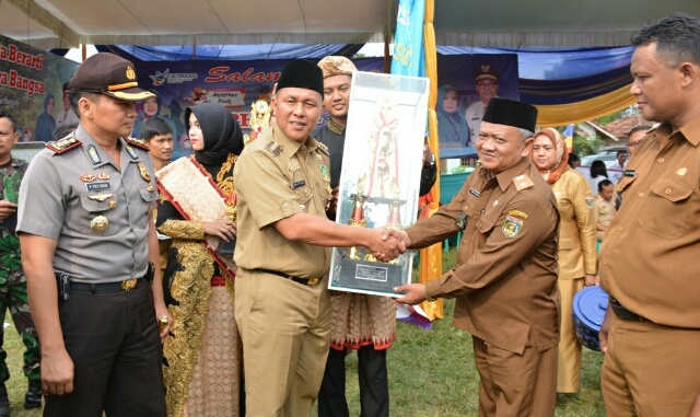 Pemkab Lamteng , Wates