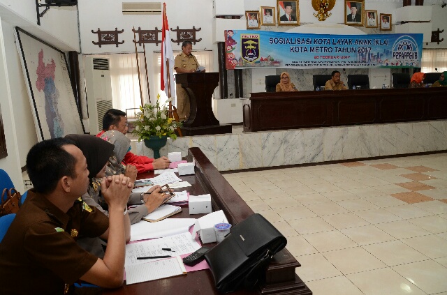 Metro, Sosialisasi Anak , Kota Metro.