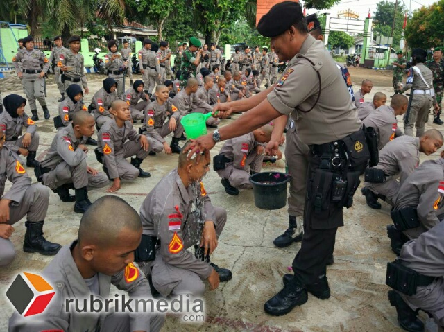 Taruna, SMK Gajah Mada,