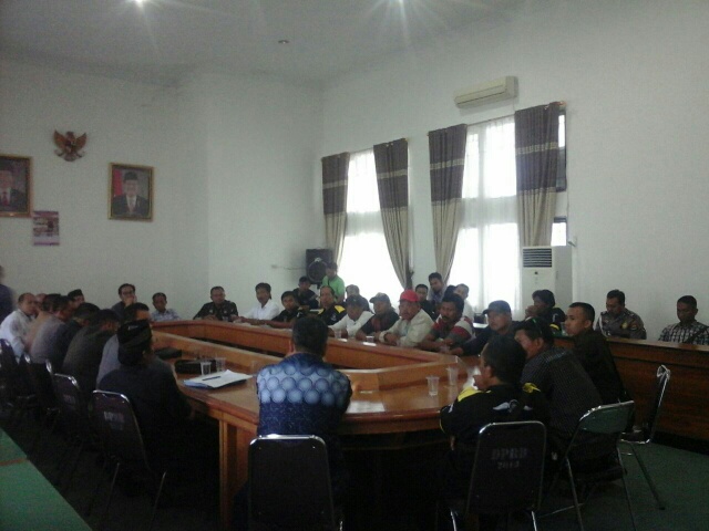 Demo Limbah, Perusahaan Sawit