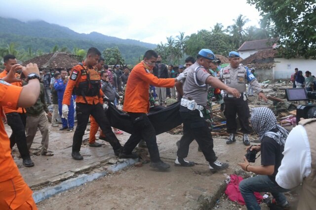Tsunami Selat Sunda, Krakatau, Bencana Tsunami Lamsel, Berita Lampung , Media Lampung